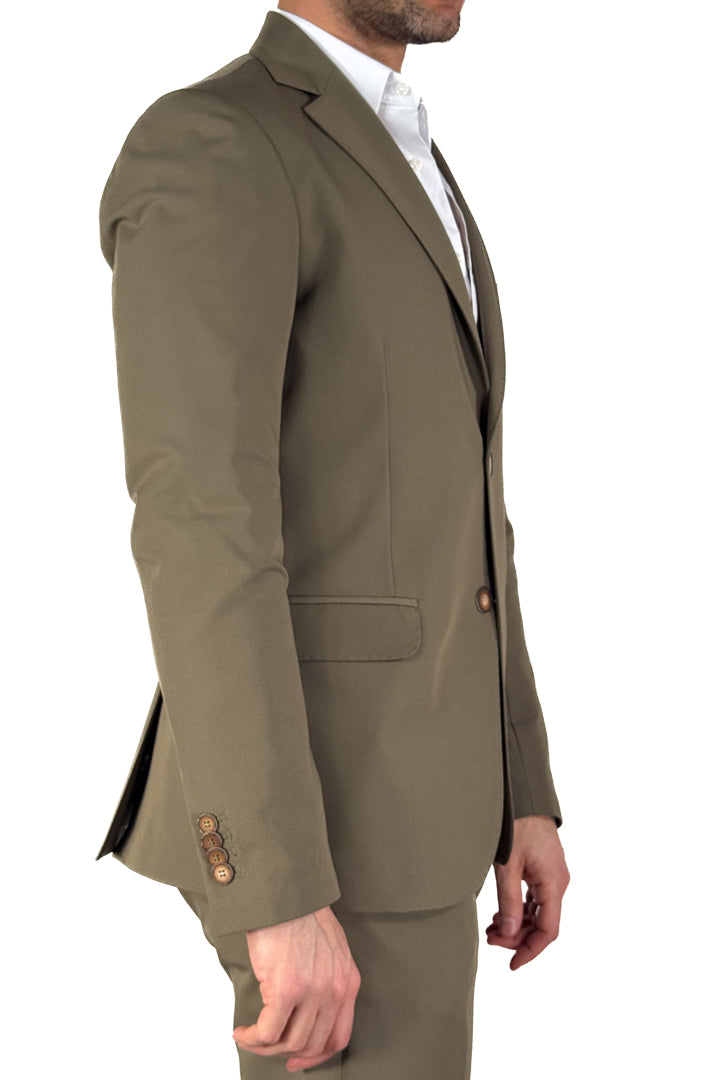 Completo con giacca monopetto verde - Over/d