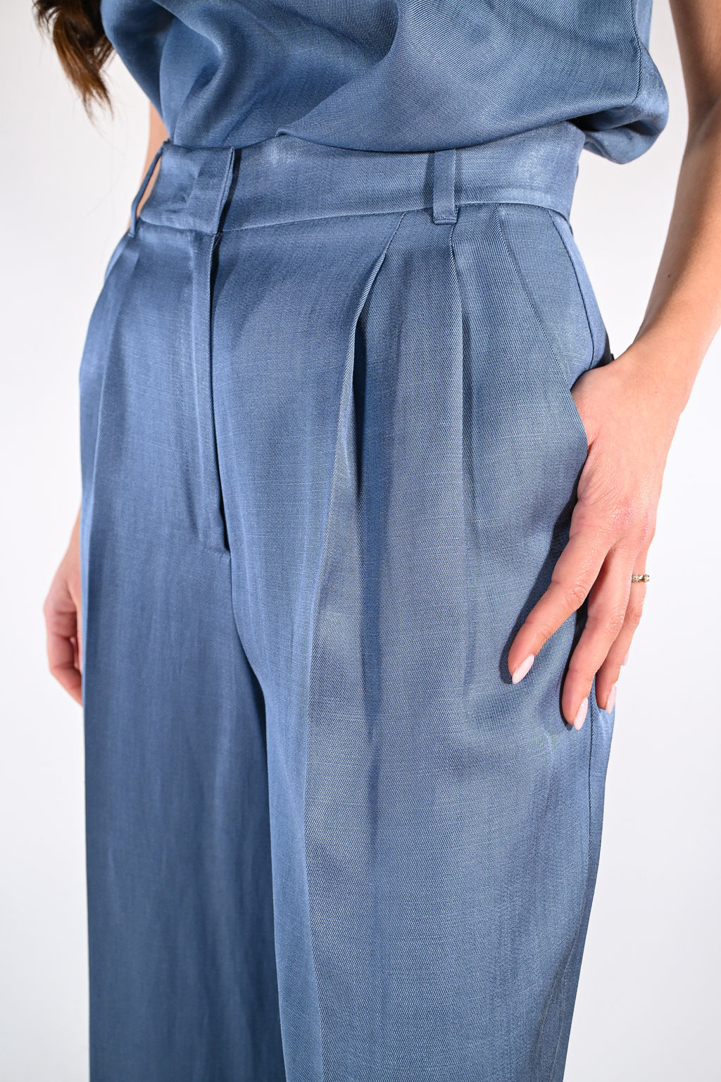 Pantalone in Twill di viscosa e lino azzurro -  Emme Marella