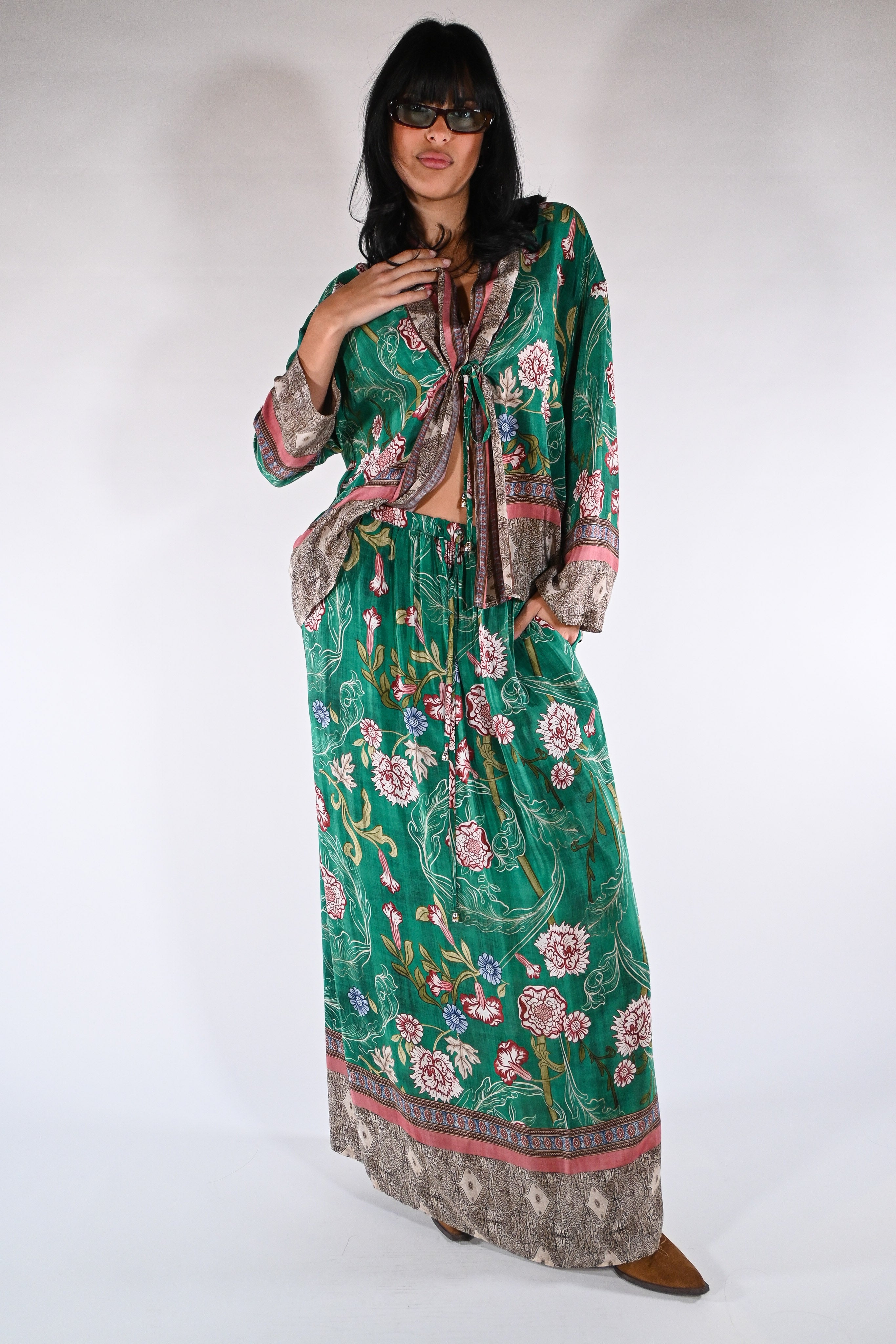 Giacca kimono floreale verde smeraldo - Wu side