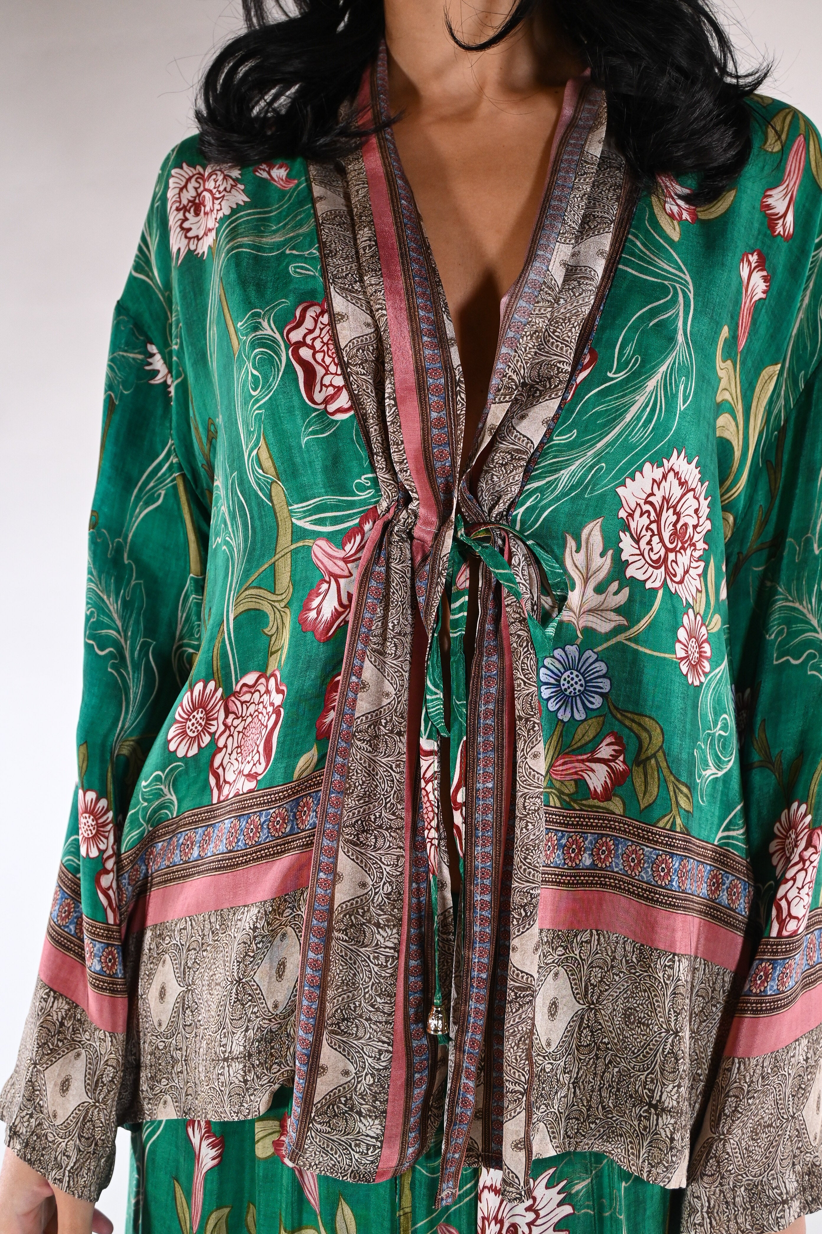 Giacca kimono floreale verde smeraldo - Wu side