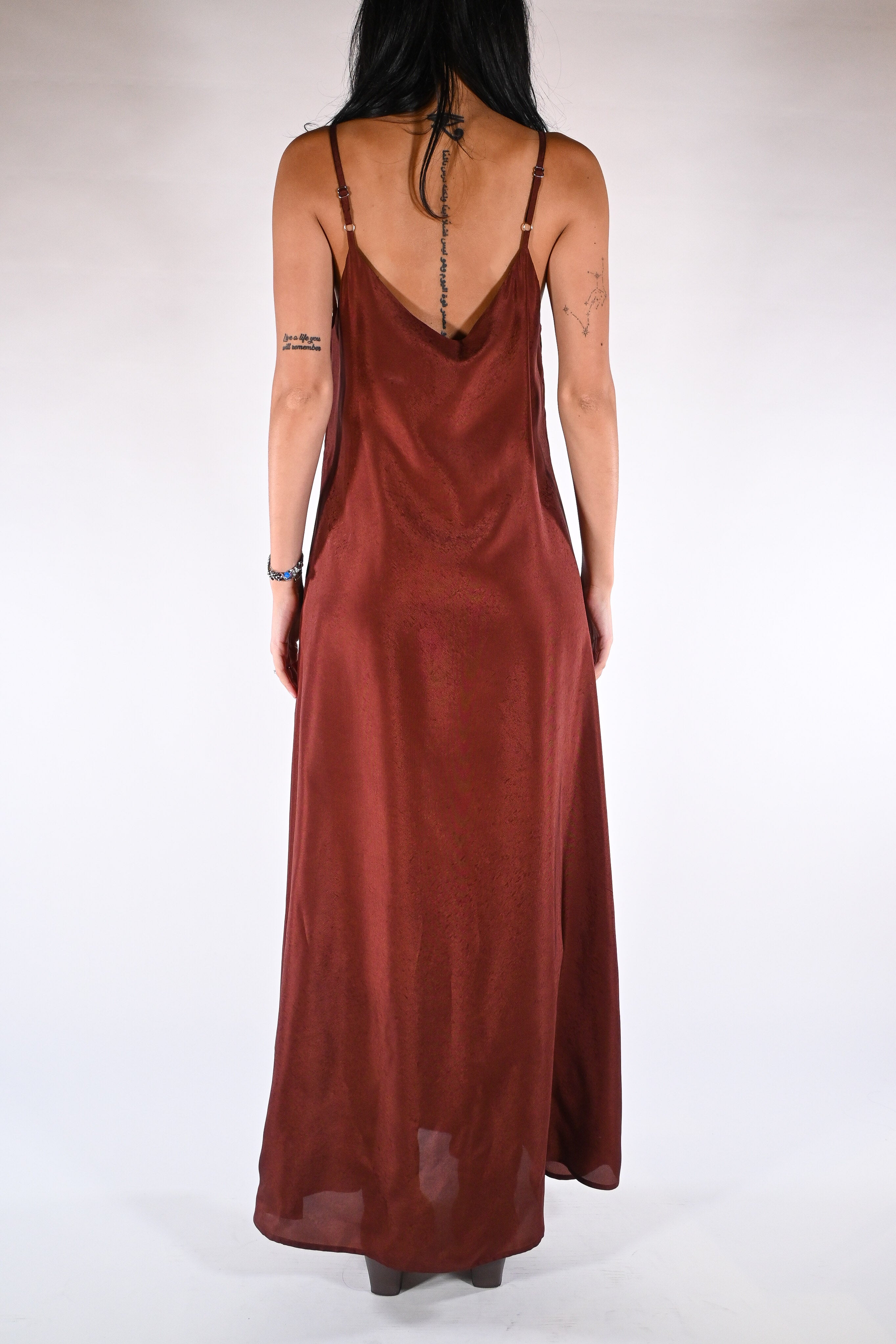 Slip Dress Lungo Satinato – Ruggine - Wu side