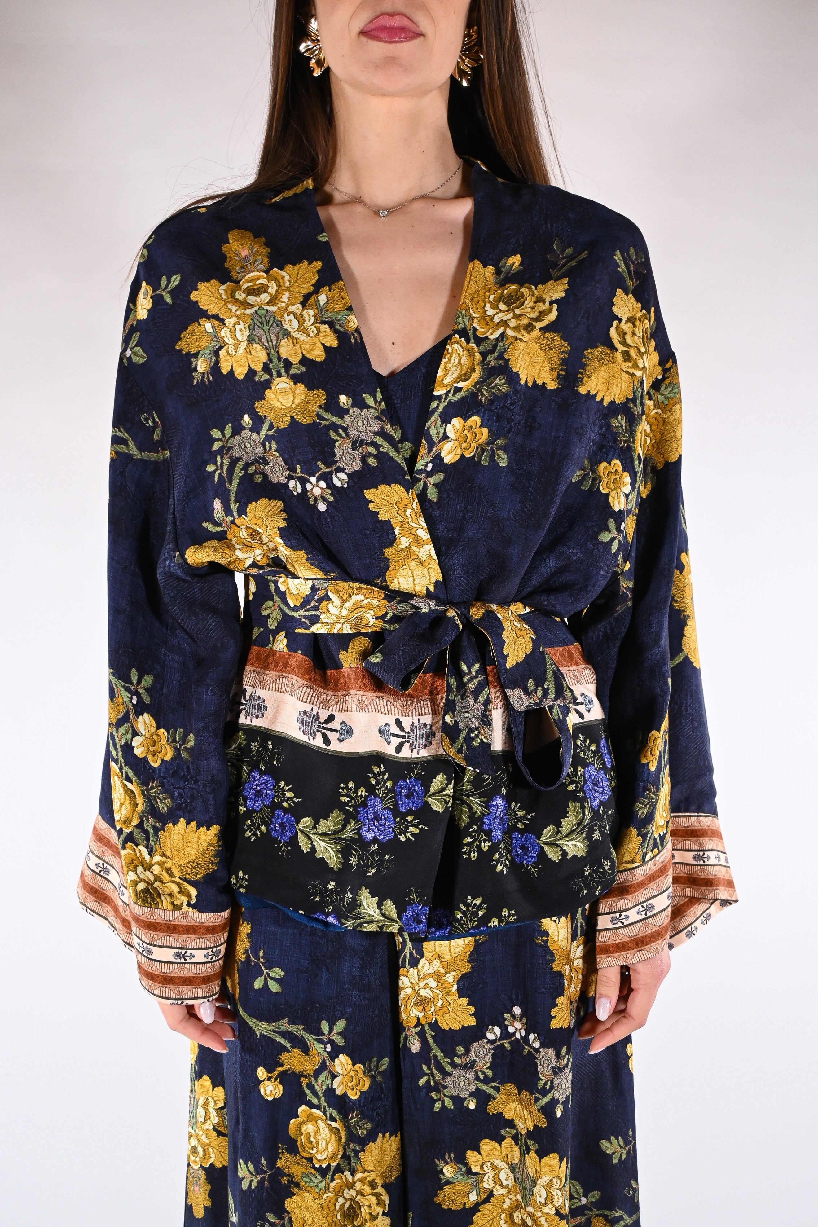 Kimono corto Fantasia Floreale - Wu side