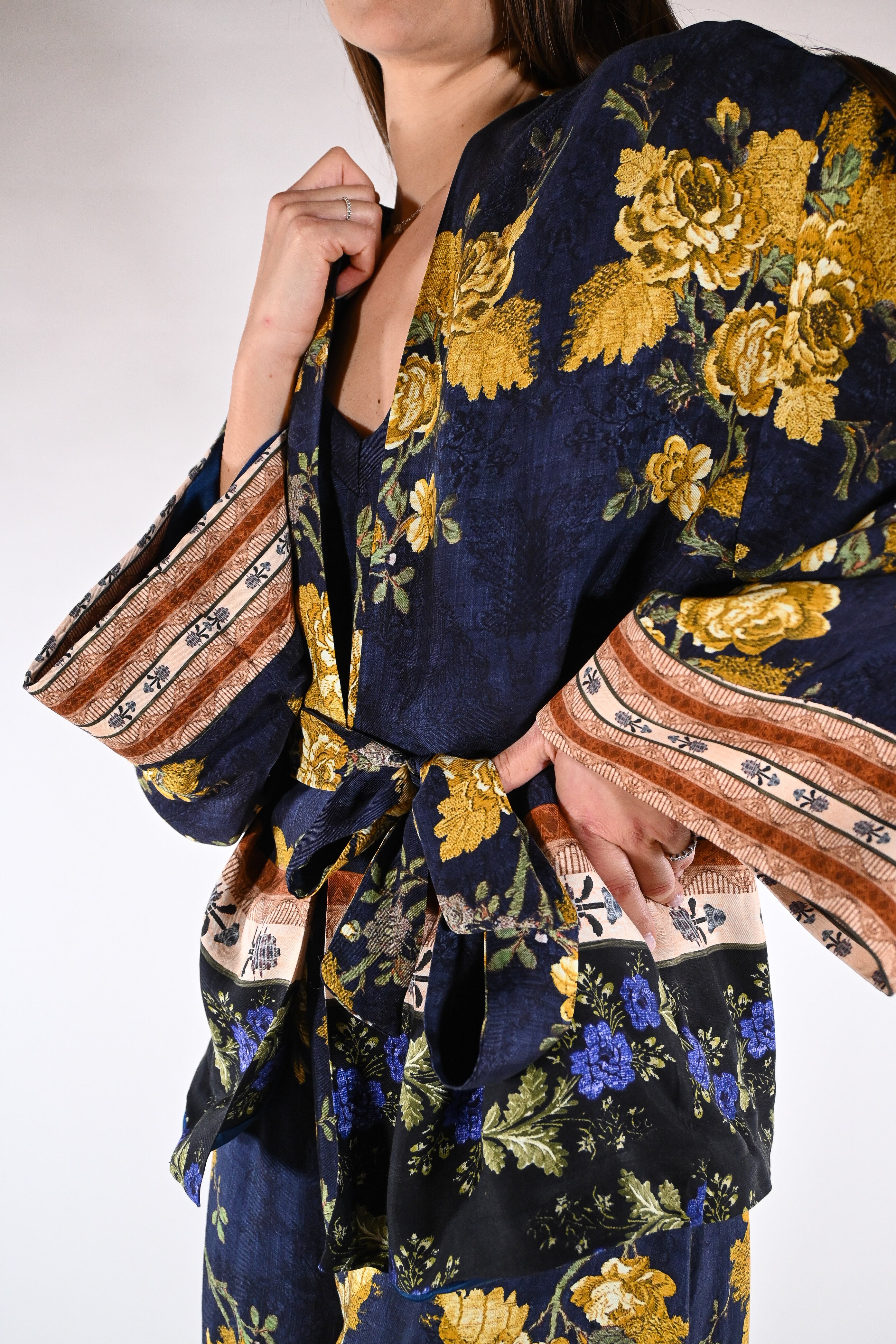 Kimono corto Fantasia Floreale - Wu side
