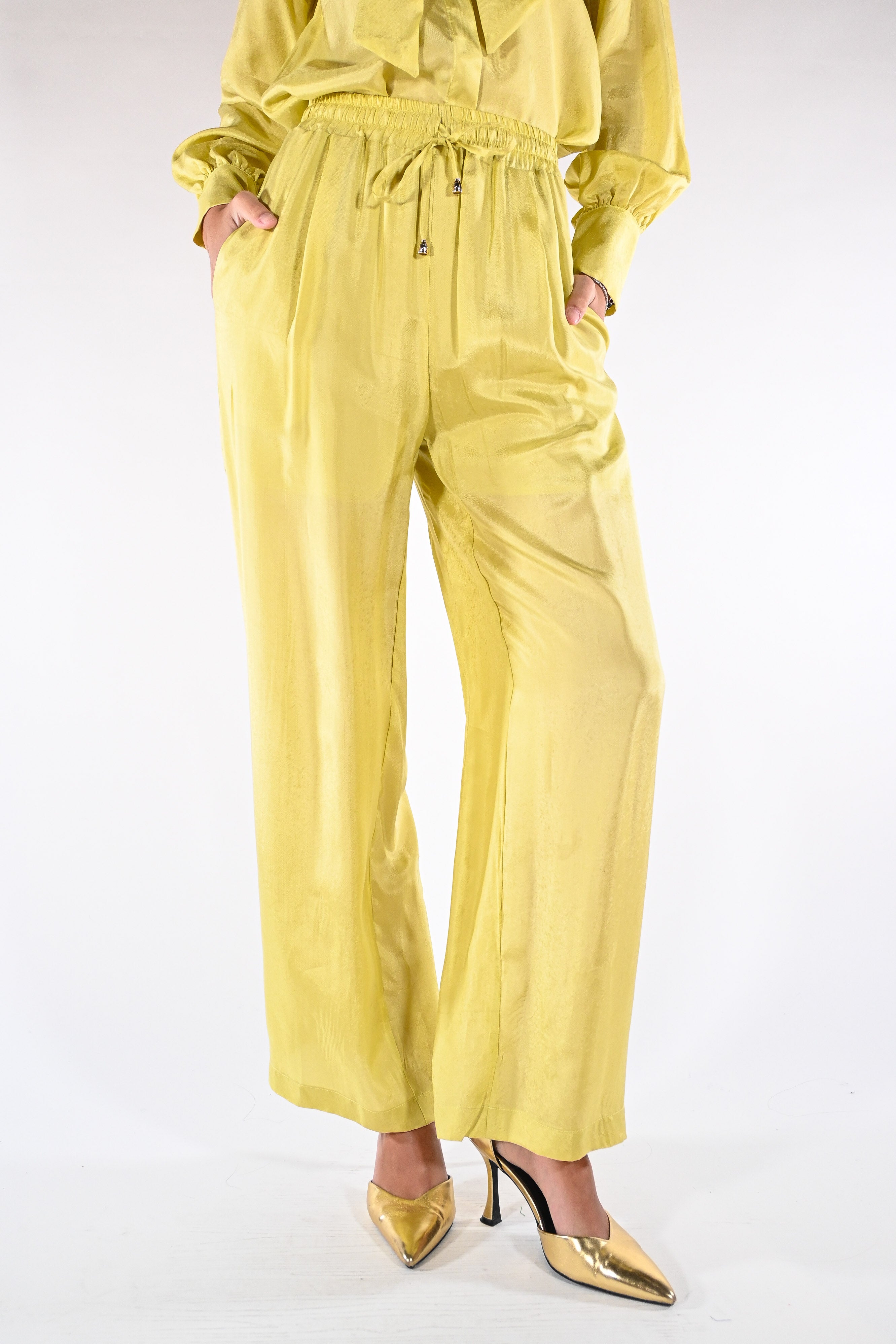 Pantaloni Palazzo Satinati – Giallo - Wu side