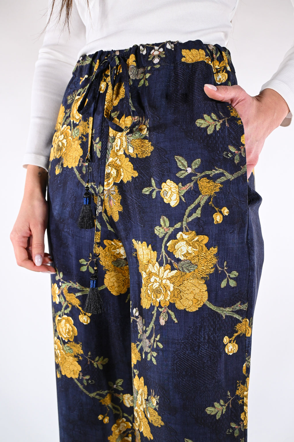 Pantalone Palazzo a Fantasia Floreale - Wu side