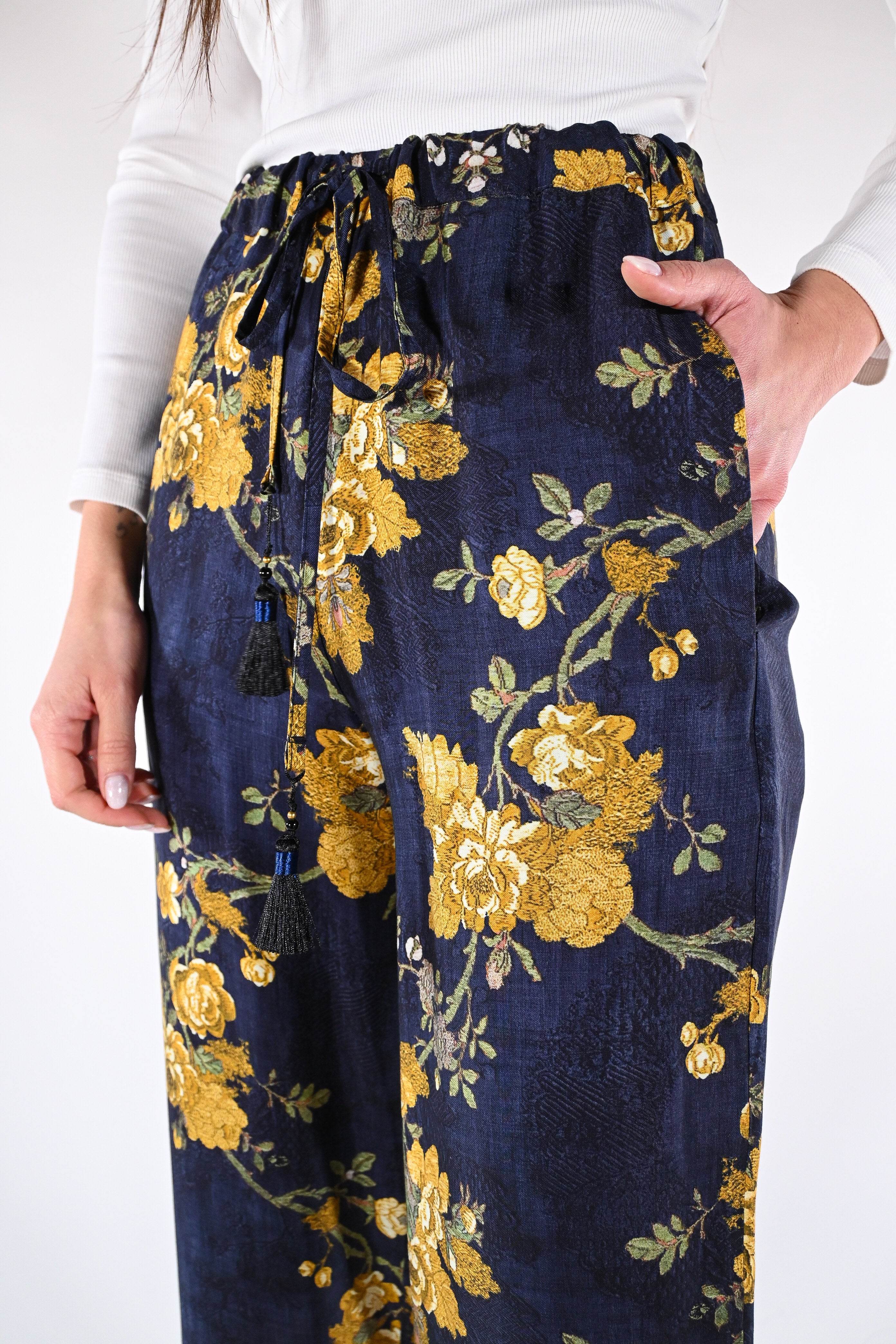 Pantalone Palazzo a Fantasia Floreale - Wu side