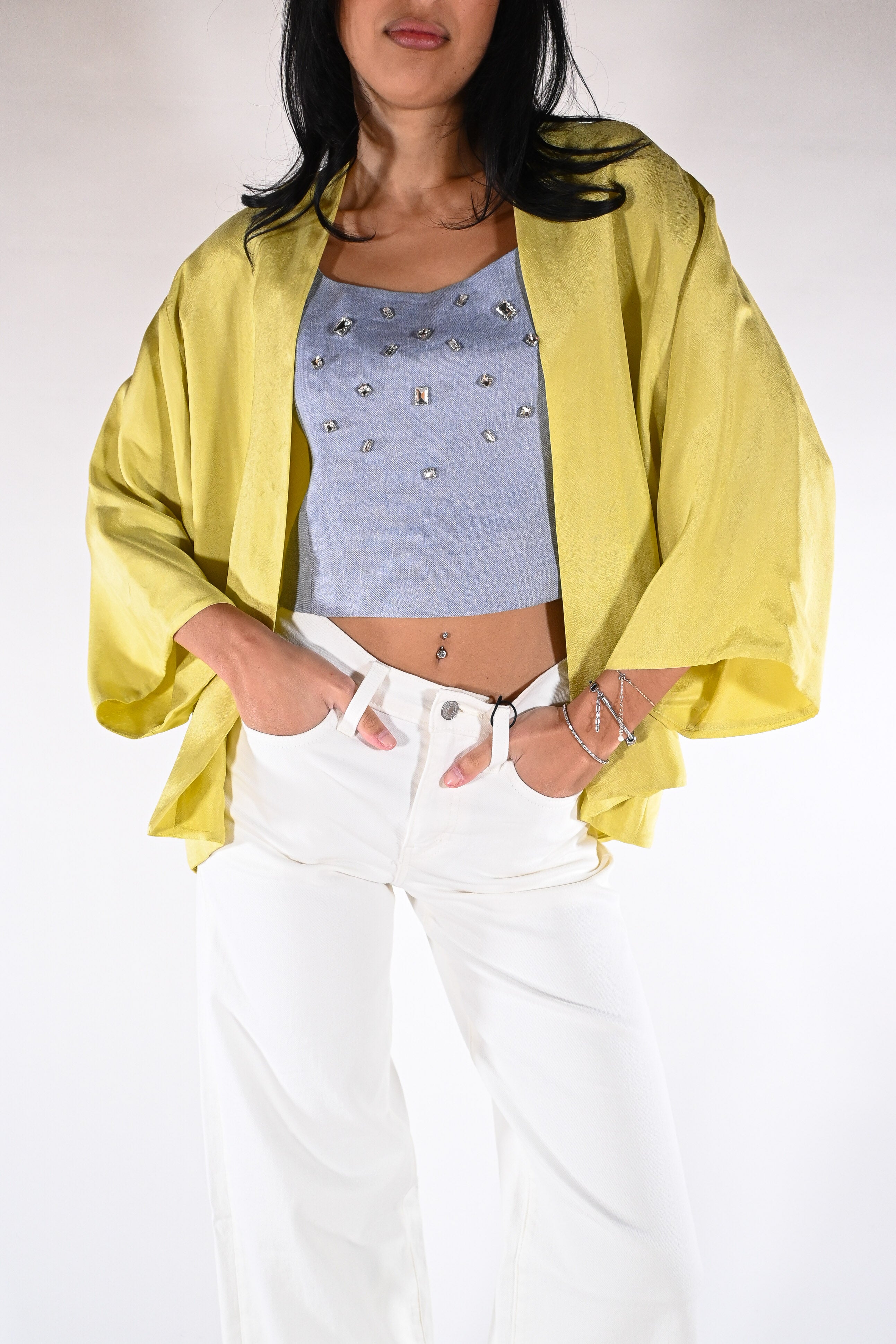 Kimono Corto Satinato – Giallo -Wu side