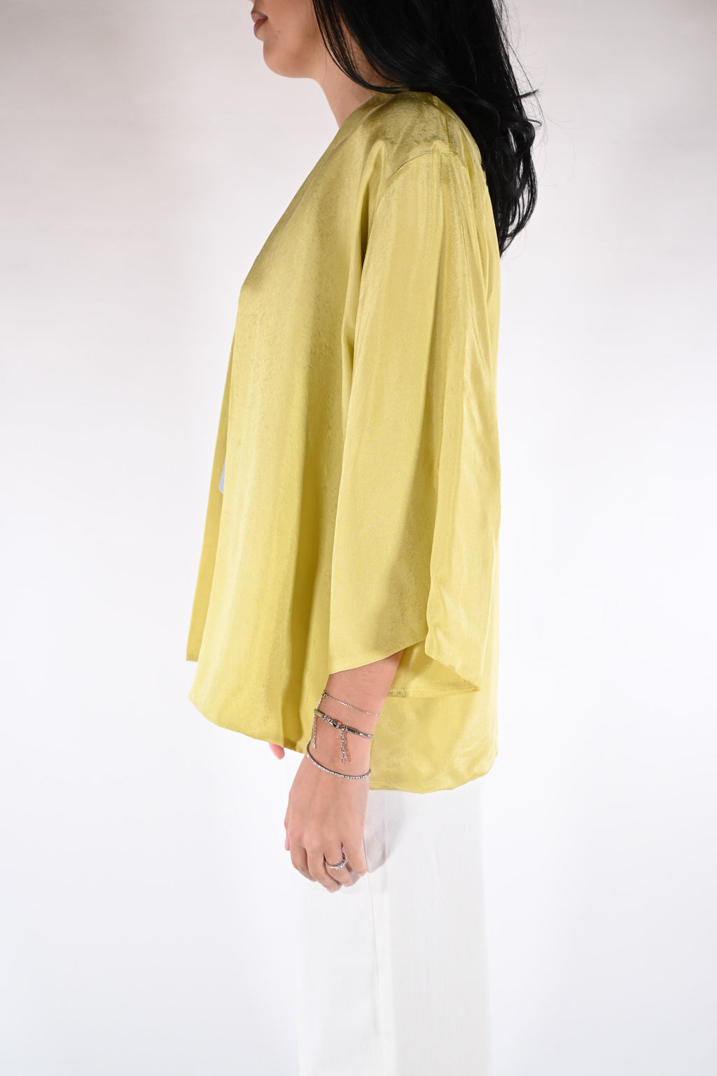 Kimono Corto Satinato – Giallo -Wu side