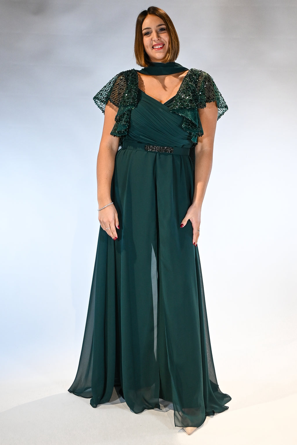 Tuta Elegante con Sopragonna e Dettagli Gioiello verde bosco - Berti Mode Collection