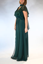 Tuta Elegante con Sopragonna e Dettagli Gioiello verde bosco - Berti Mode Collection