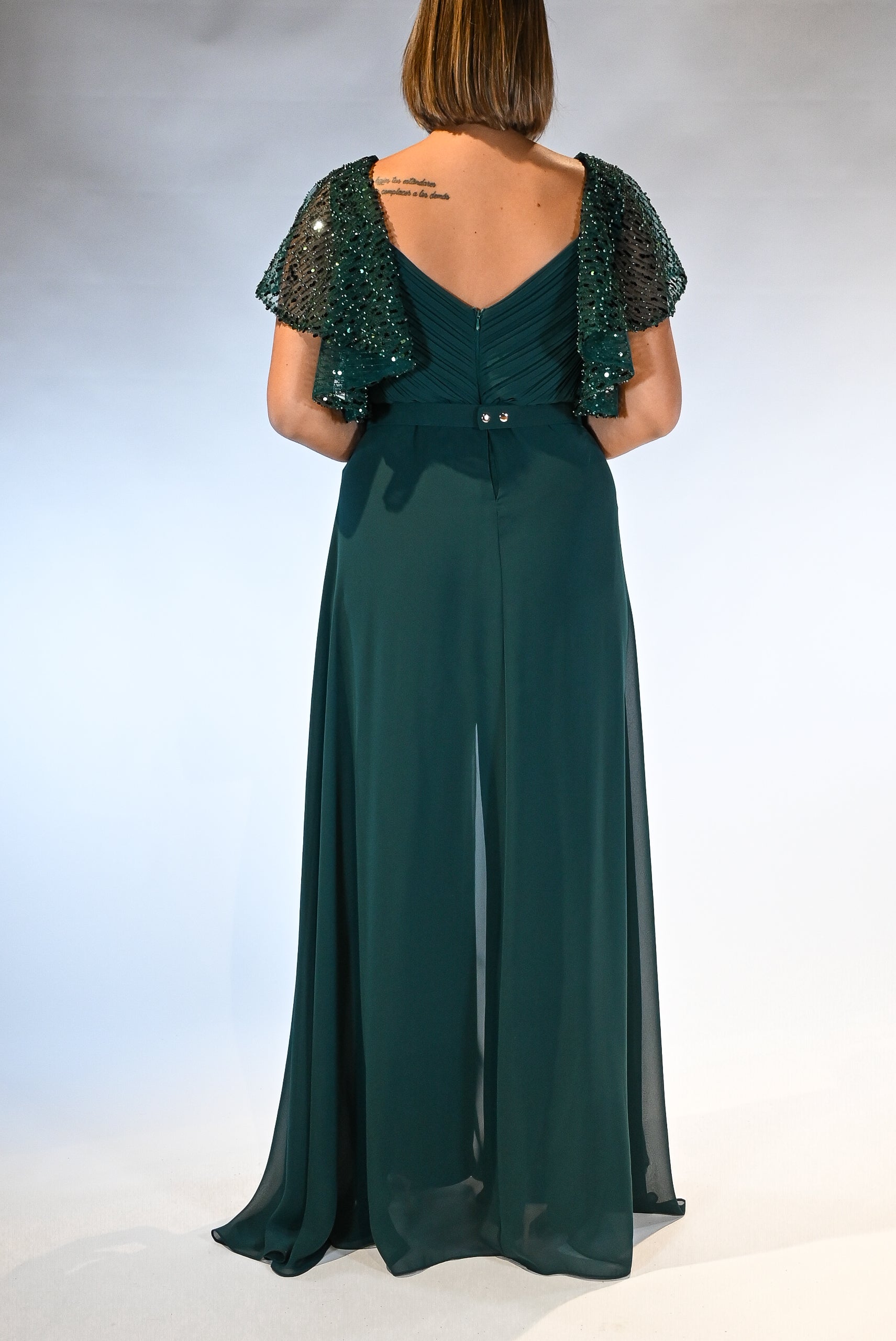 Tuta Elegante con Sopragonna e Dettagli Gioiello verde bosco - Berti Mode Collection