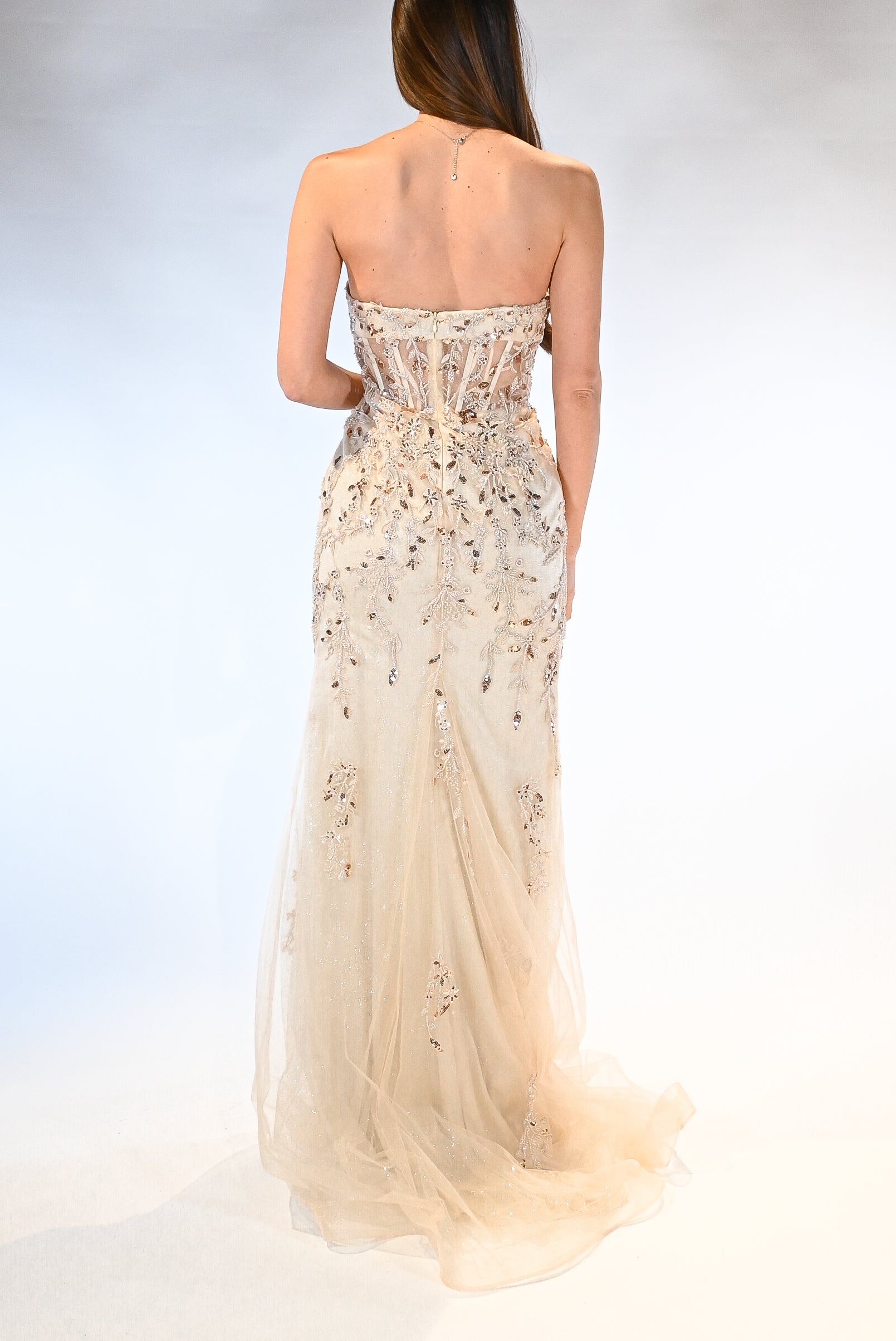 Abito a Sirena Ricami Gioiello e Trasparenze - Berti Mode Collection