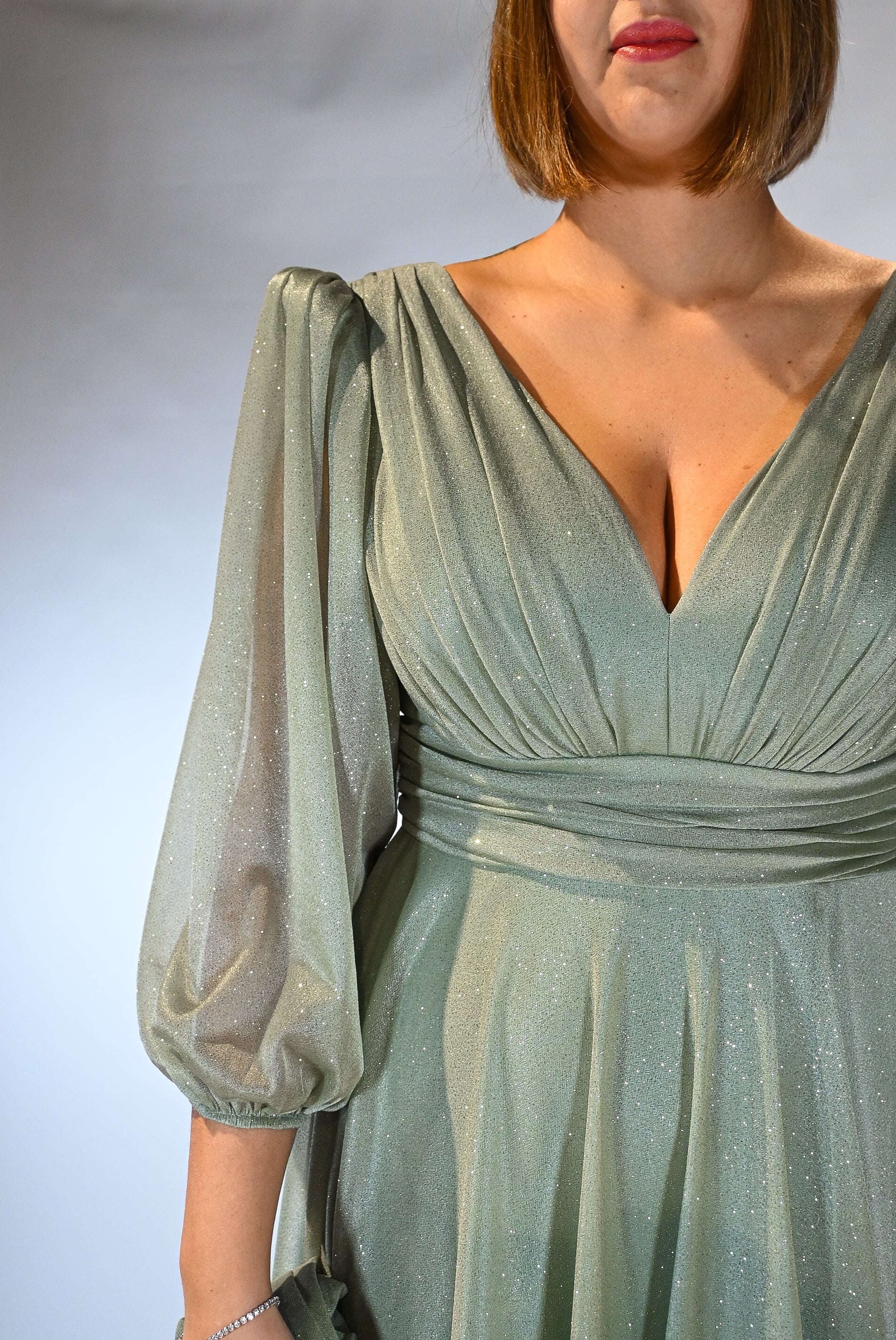 Abito lungo con scolla a V e manica in lurex - Berti Mode Collection