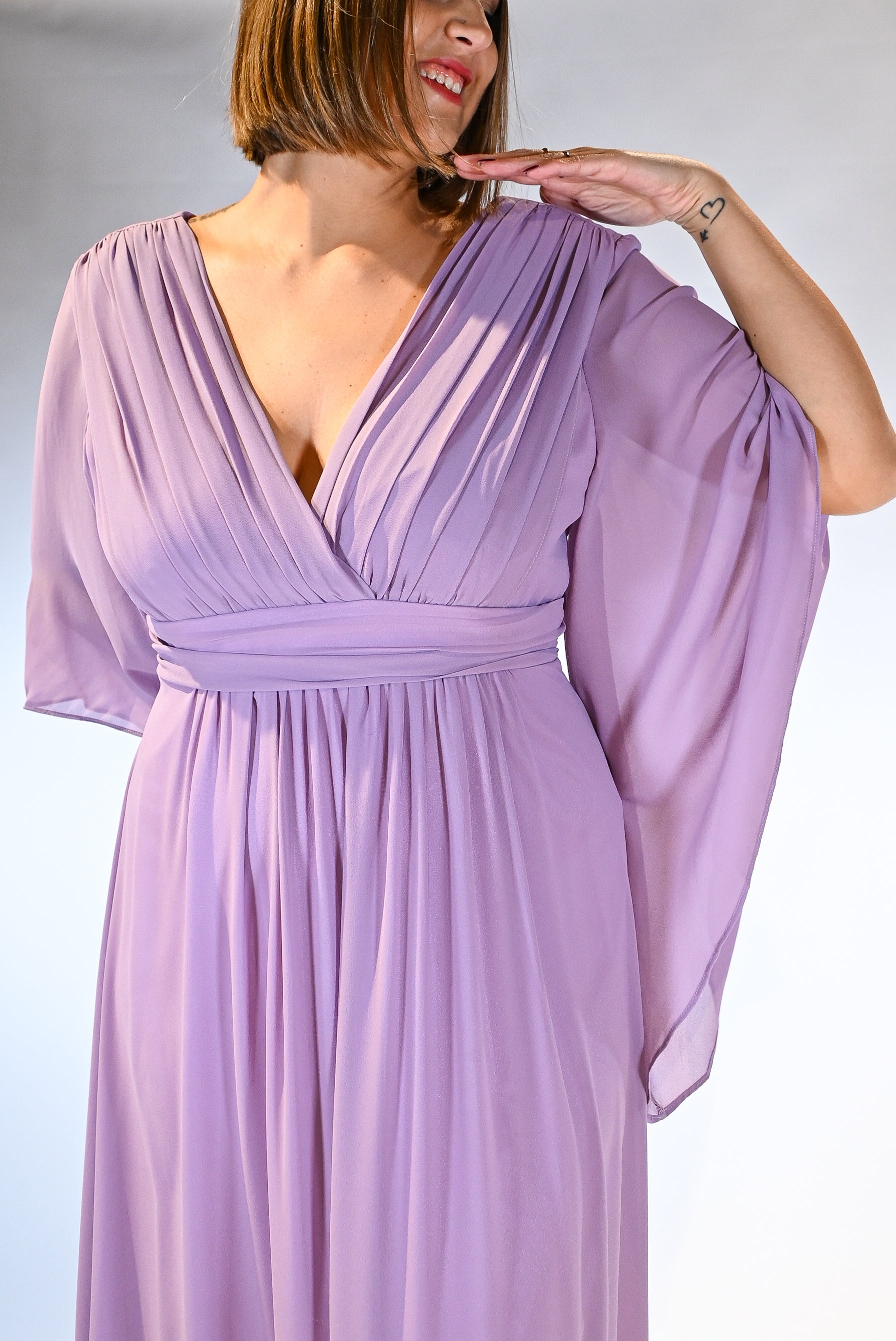 Abito lungo in Chiffon con Maniche a Mantella  lilla - Dea Fea