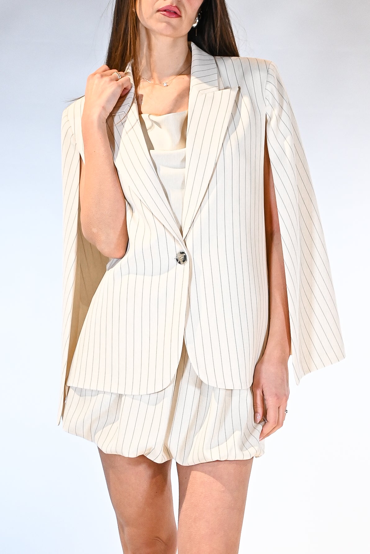 Giacca Mantella Gessata a Righe Sottili - Vicolo