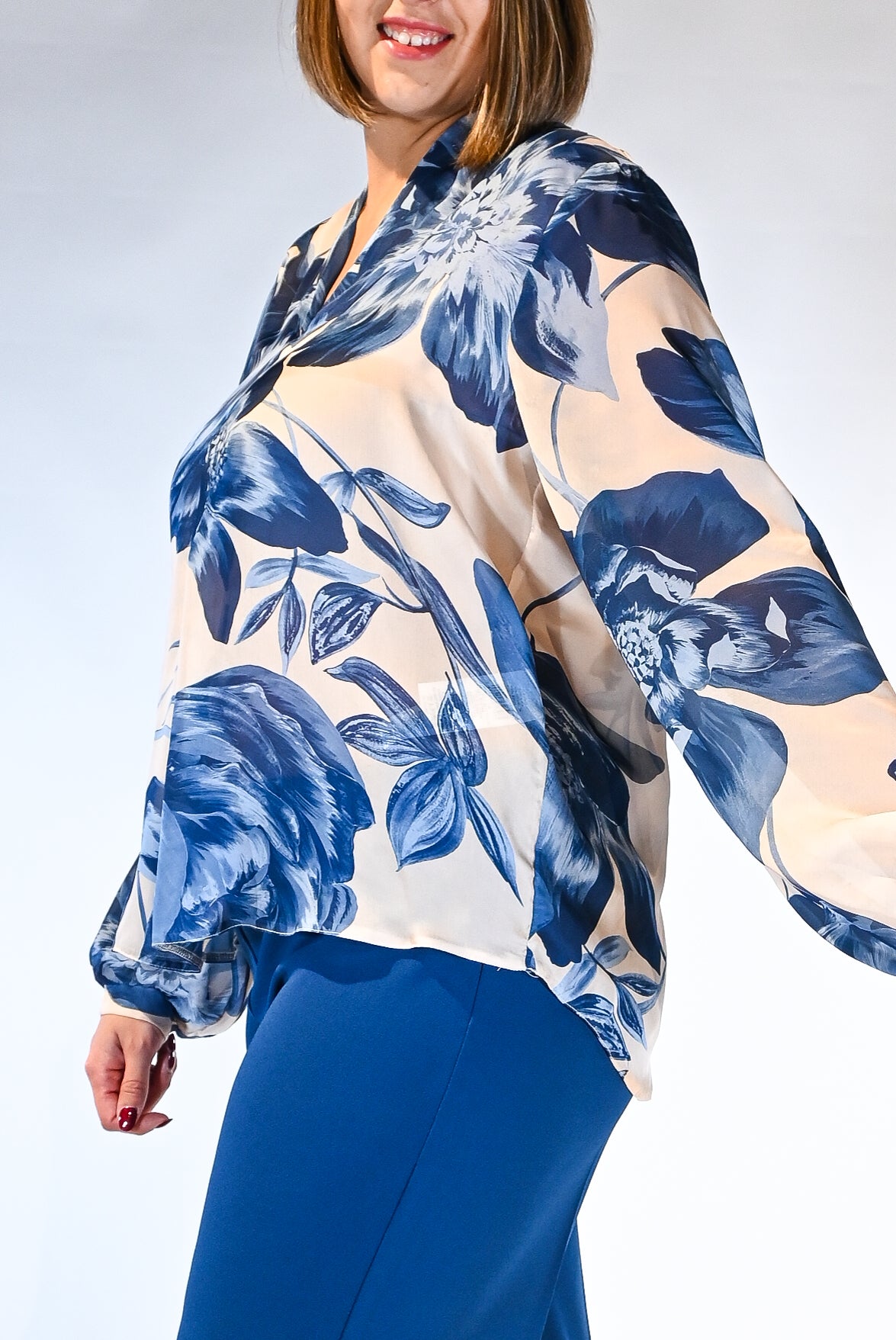Blusa a manica lunga con stampa floreale - Rinascimento
