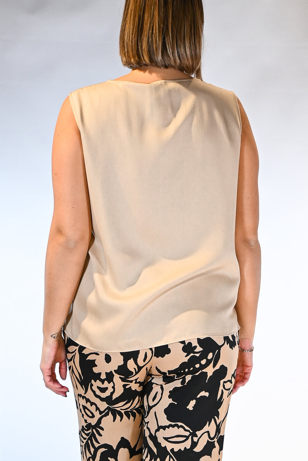 Canotta a girocollo beige - Persona