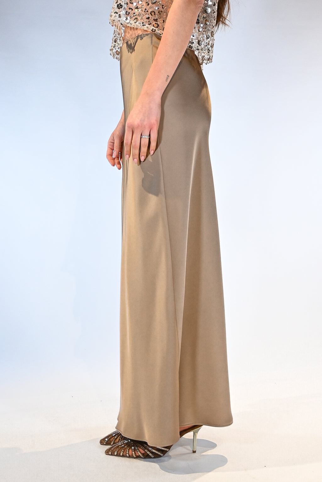 Gonna in raso sabbia - Penny Black