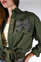 Camicia Utility con fiocco verde militare - Souvenir