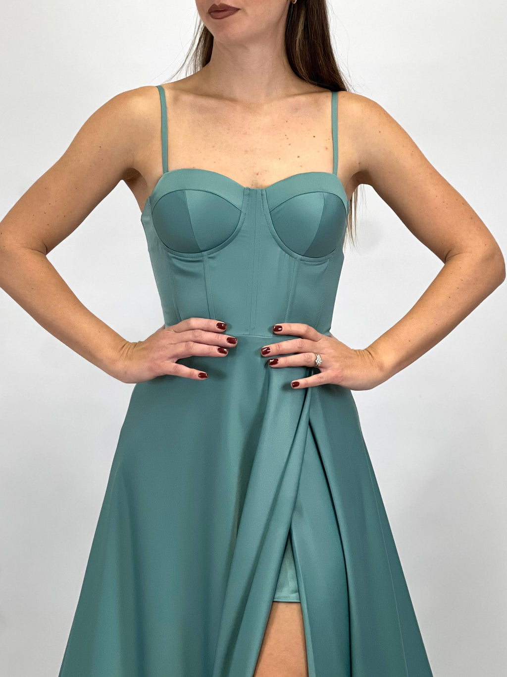 Abito con bustino verde salvia - Berti Mode Collection