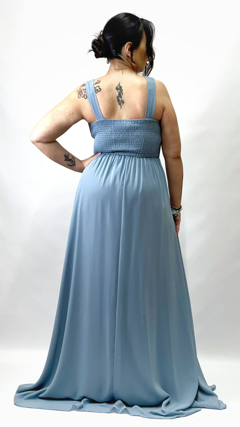 Berti Mode Collection - Abito da cerimonia curvy con scollo a V plissettato verde bosco