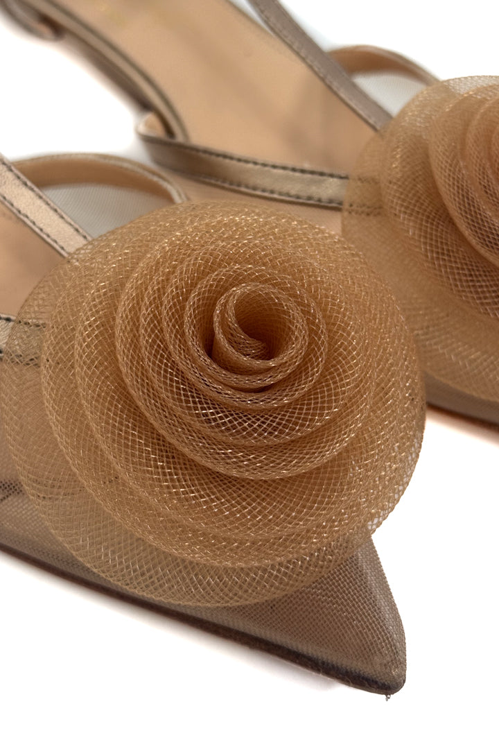 Ballerina Pointed-Toe con Maxi Rosa in Tulle – Bronzo - Berti Mode Collection