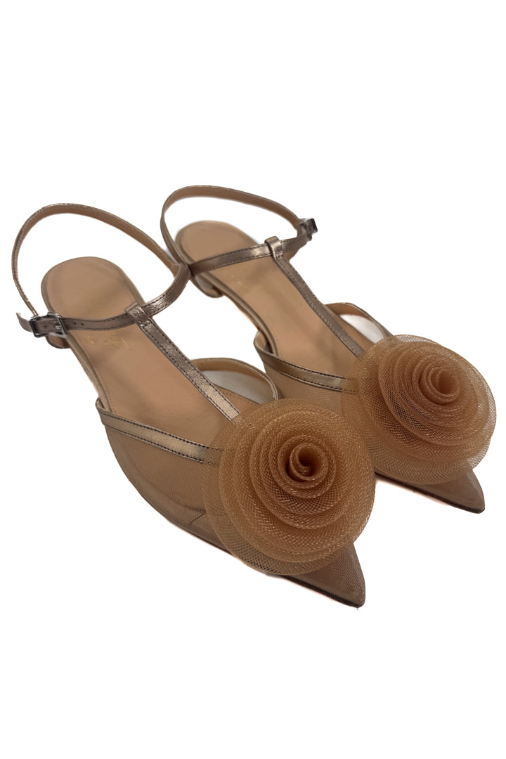 Ballerina Pointed-Toe con Maxi Rosa in Tulle – Bronzo - Berti Mode Collection