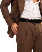 Adriano Langella - completo marrone