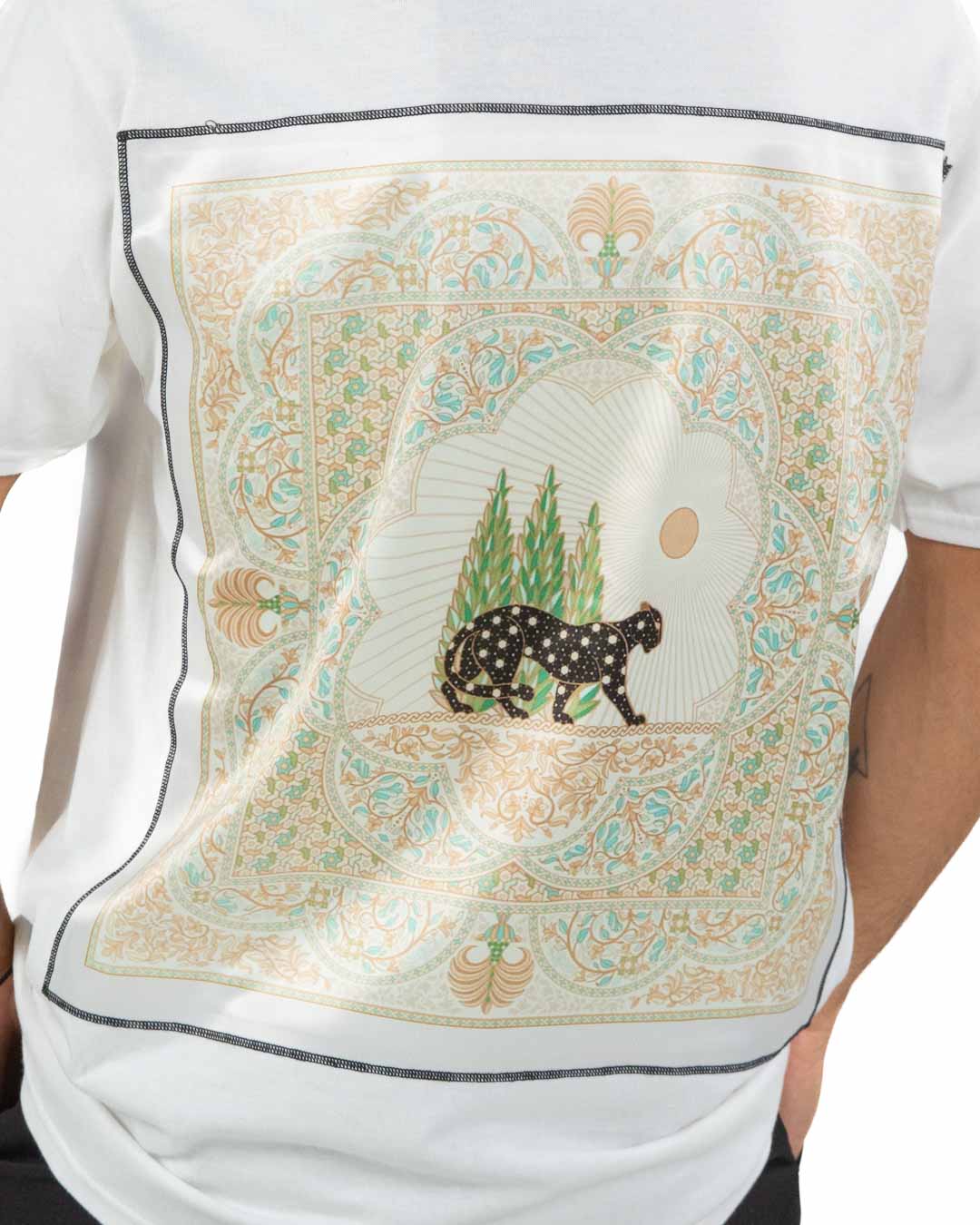 BASTILLE - T-shirt con applicazione in seta bianca