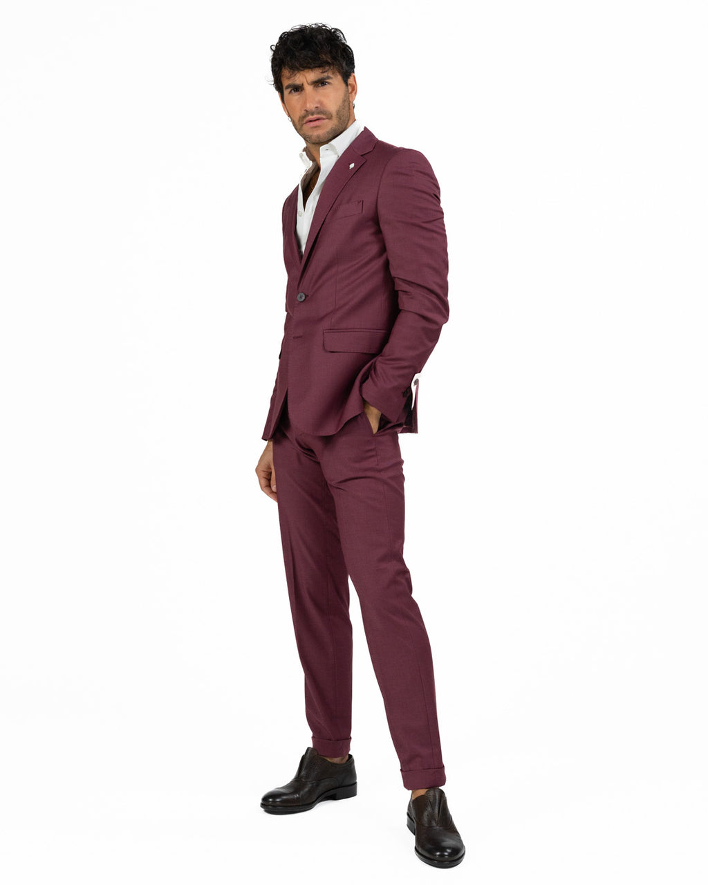 Adriano Langella completo bordeaux