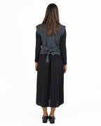 Weekend Max Mara - Gilet grigio con vestito nero