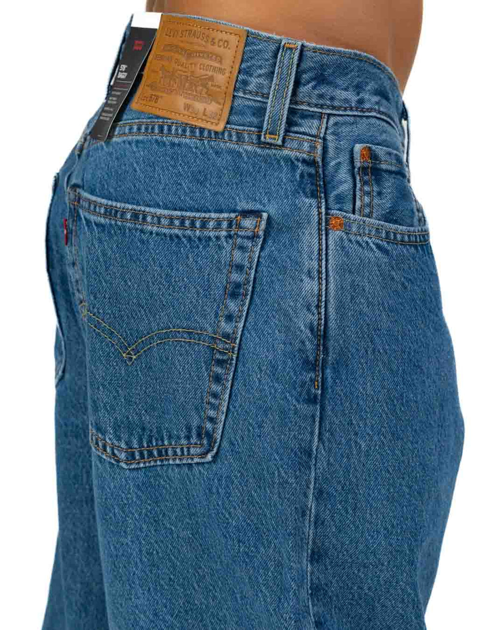 Levi's jeans baggy