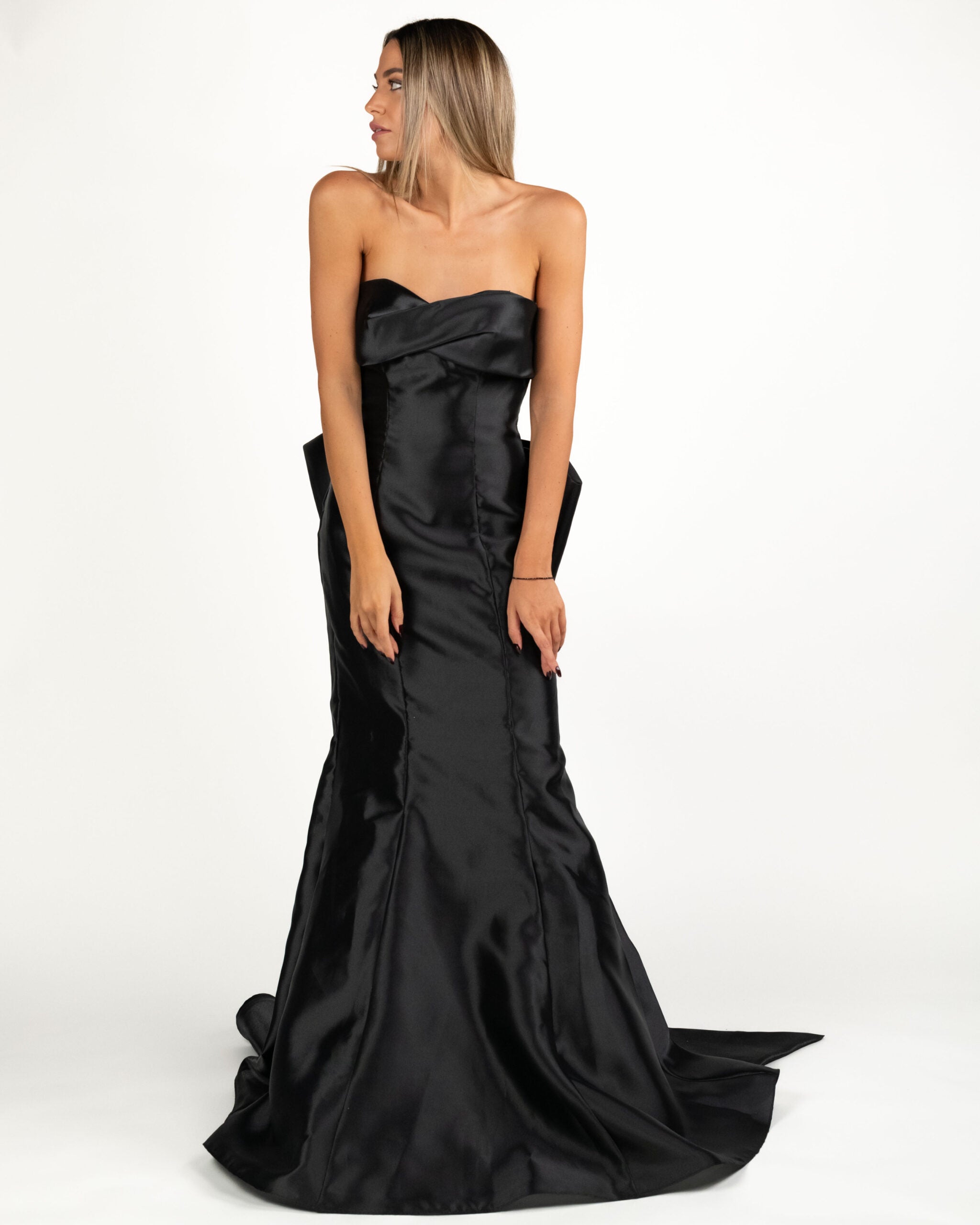 Berti Mode Collection - Abito a sirena nero con fiocco