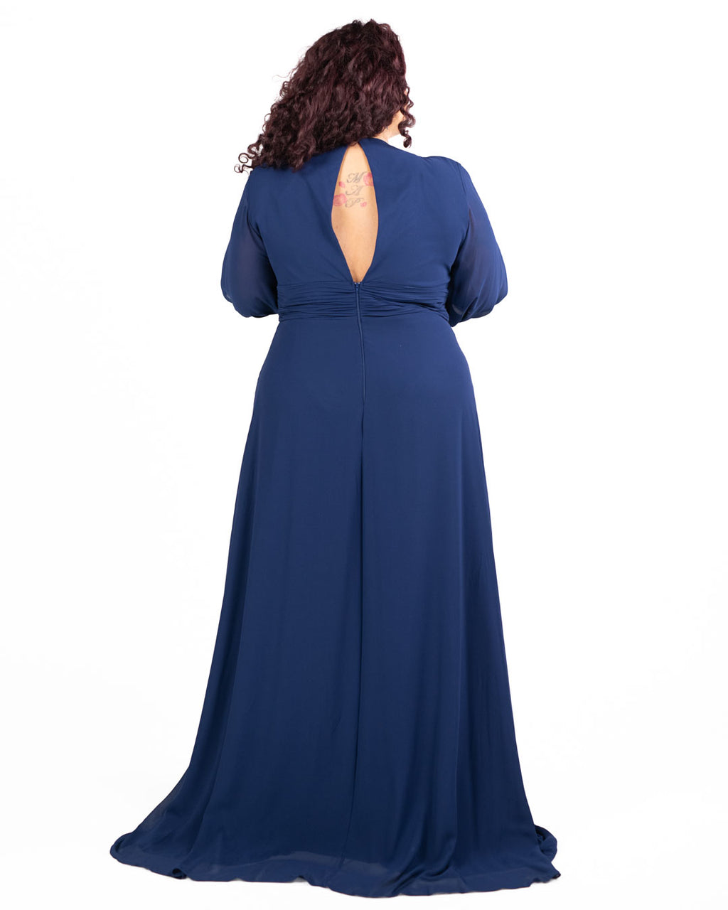 Berti Mode Collection - Abito da cerimonia curvy con scollo a goccia e maniche aperte blu royal