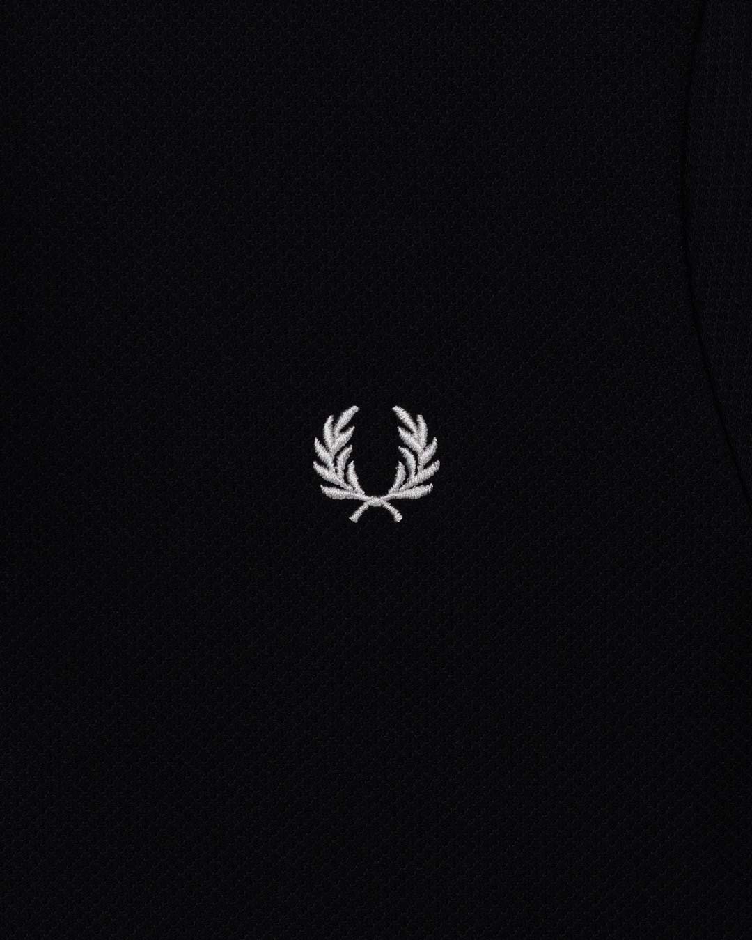 Fred Perry - T-shirt nera in spugna