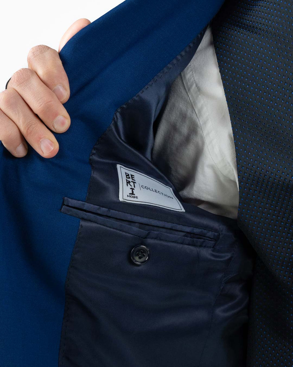 BERTI Mode Collection – Abito Blu con Gilet