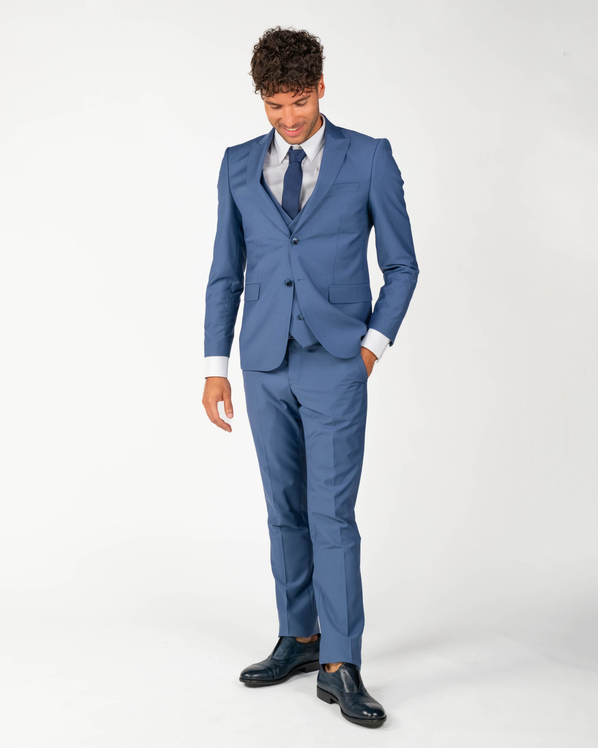 Berti Mode Collection - Completo azzurro polvere tre pezzi