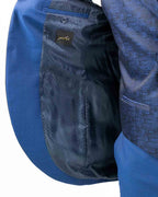 Lebole - Abito blu con collo alla coreana e giacca lunga con dettagli in fantasia bluette