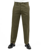 Pantalone Chino Verde Militare - Outfit