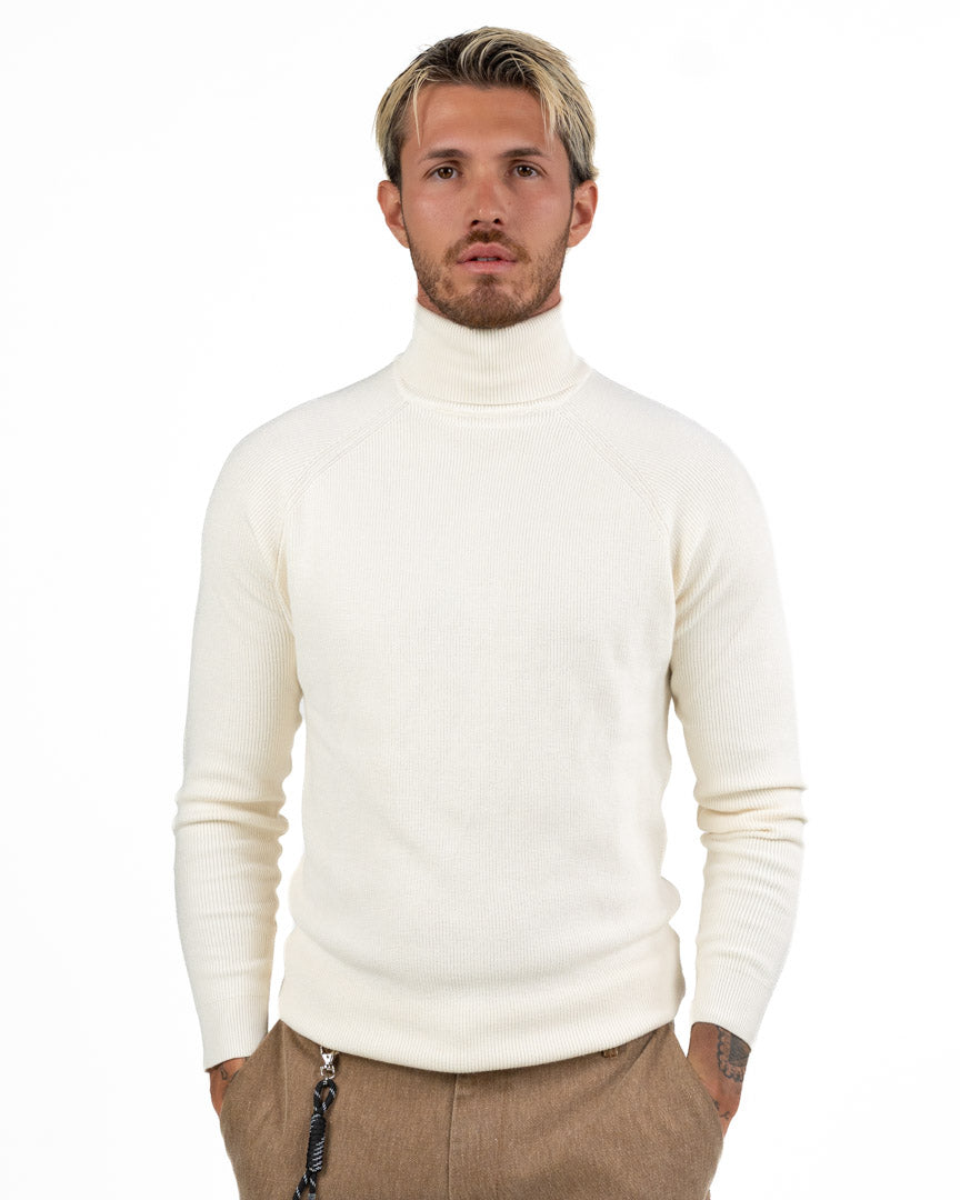 Maglione Dolcevita in Maglia Finemente Lavorata - Over/D