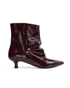 Stivaletto Slouchy A Punta con Kitten Heel – Borgogna Verniciato - Ovyè