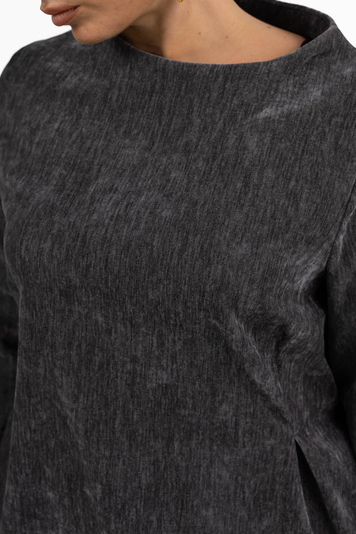 Blusa Asimmetrica Tortora in Tessuto Texturizzato - Jurerê