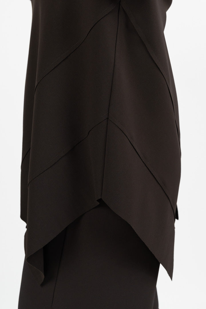 Blusa Asimmetrica Marrone con Pannelli Sovrapposti - Jurerê