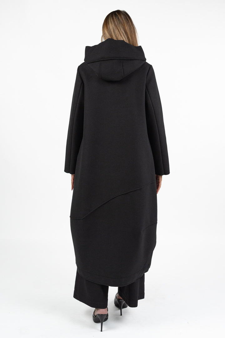 Cappotto Asimmetrico con Cappuccio Nero - Jurerê