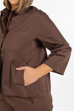 Blusa Strutturata in Cotone con Tasche  Marrone Cioccolato - Jurere