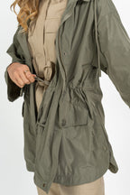 Parka Leggero con Cappuccio e Coulisse Verde Salvia - Penny Black