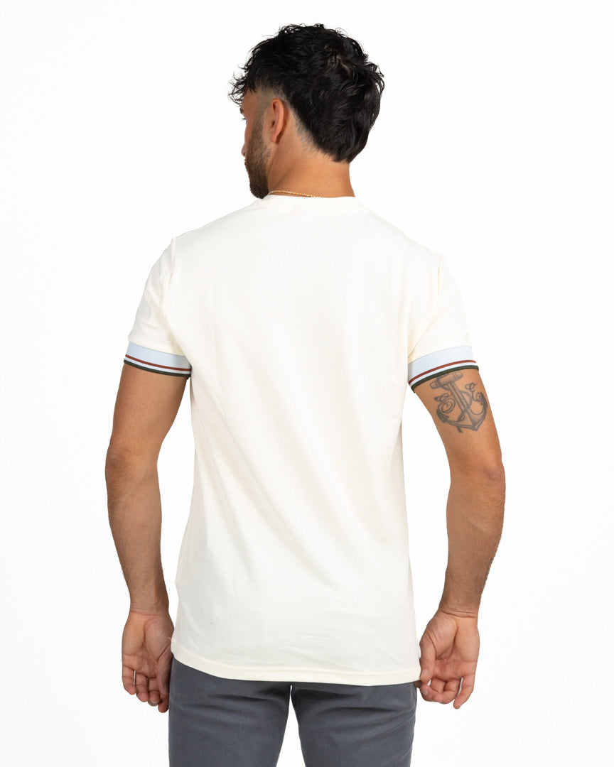 T-Shirt in Cotone con Dettaglio sulle Maniche ecru -  Fred Perry