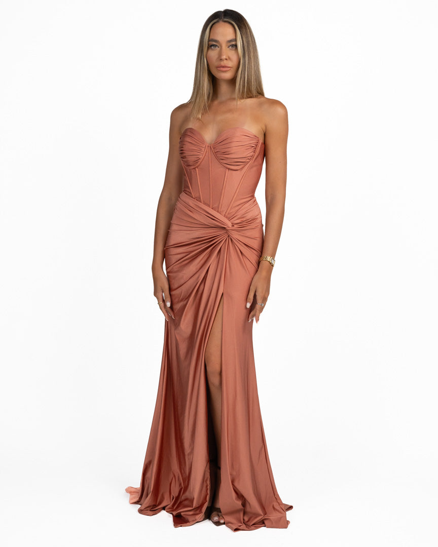 Abito Lungo con Corsetto e Nodo Drappeggiato terracotta - Berti Mode Collection