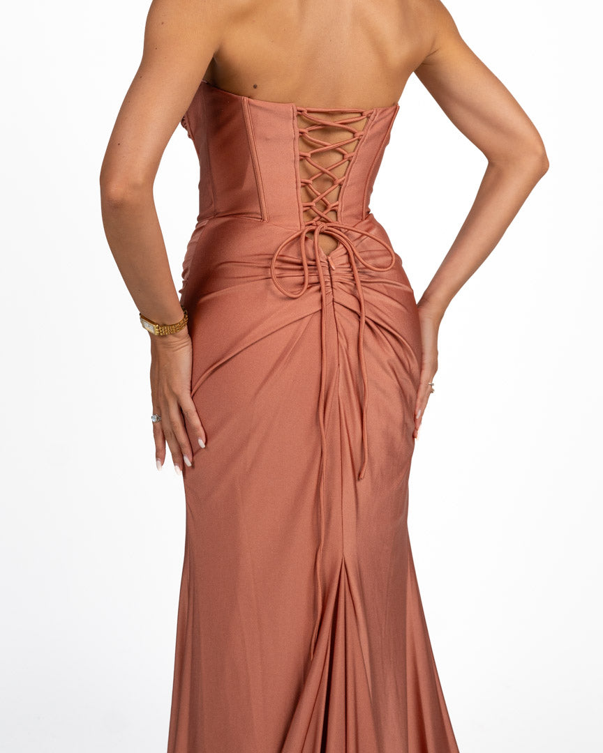 Abito Lungo con Corsetto e Nodo Drappeggiato terracotta - Berti Mode Collection