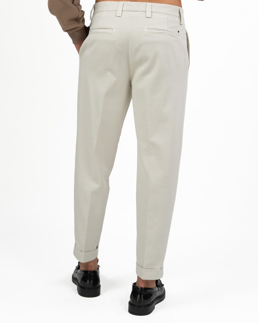 Pantalone Sartoriale con Pinces – Panna - Out Fit